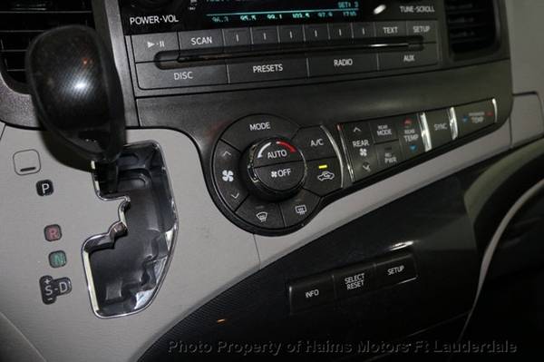 2013 Toyota Sienna 5dr 8-Passenger Van V6 SE FWD for sale in Lauderdale Lakes, FL – photo 24