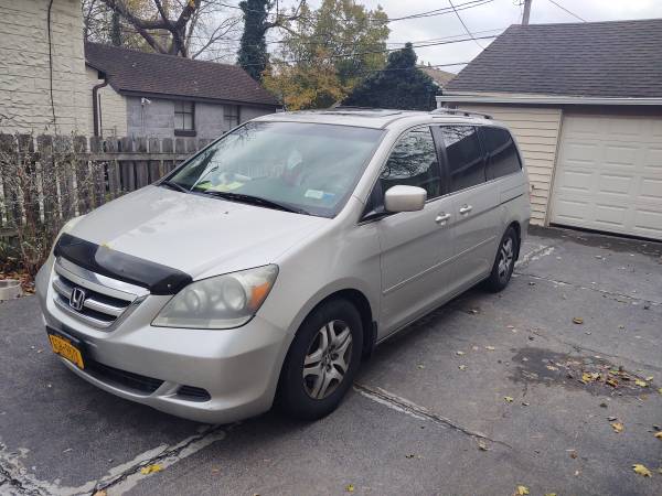 2005 honda odyssey - cars & trucks - by owner - vehicle automotive... for sale in Rochester , NY – photo 2