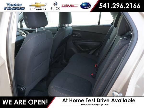 2018 Chevrolet Trax AWD All Wheel Drive Chevy LS SUV for sale in The Dalles, OR – photo 11
