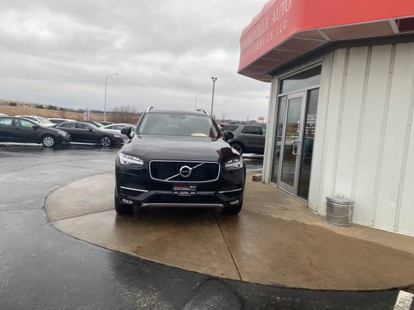 2018 Volvo XC90 T6 AWD 7-Passenger Momentum - - by for sale in Dodgeville, WI – photo 4
