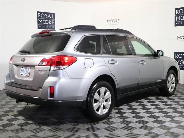 2011 Subaru Outback 2.5i EASY FINANCING!! - cars & trucks - by... for sale in Hillsboro, OR – photo 9