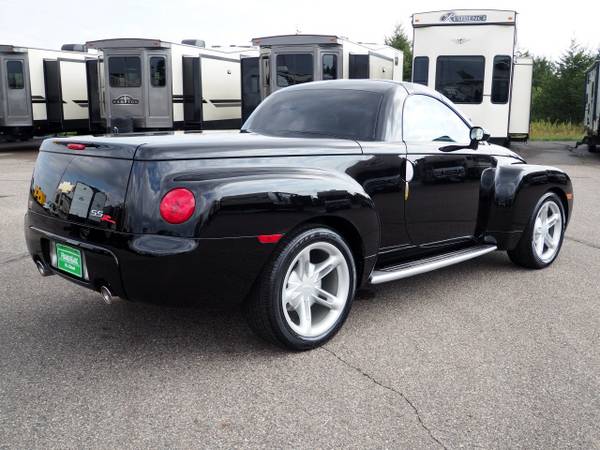 2004 Chevrolet SSR LS test for sale in ST Cloud, MN – photo 2
