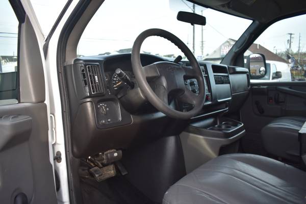 2007 Chevrolet Express Cargo 2500 - - by dealer for sale in MANASSAS, District Of Columbia – photo 7