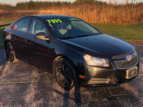 2013 Chevy Cruze LS Sedan 4D - cars & trucks - by dealer - vehicle... for sale in De Pere, WI – photo 3