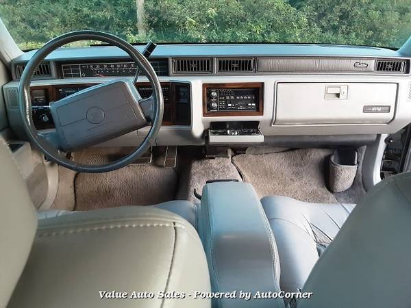 1992 CADILLAC DEVILLE SEDAN - cars & trucks - by dealer - vehicle... for sale in Aberdeen, NC – photo 6