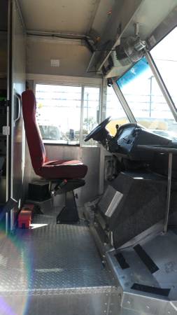 2009 STEP VAN FORD E450 UTILIMASTER - - by dealer for sale in Houston, TX – photo 10