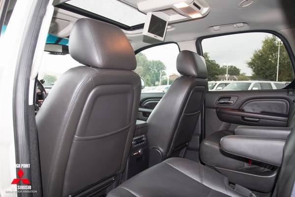 Cadillac Escalade 4x4 Premium Nav Sunroof DVD 3rd row seat suv Loaded! for sale in Columbus, GA – photo 14