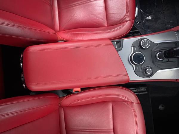 2018 Alfa Romeo Stelvio Sport SUV 4D hatchback Gray - FINANCE ONLINE... for sale in Long Beach, CA – photo 22