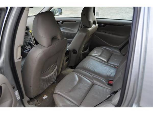 2005 Volvo XC70 wagon Base AWD 4dr Turbo Wagon (SILVER) for sale in Hooksett, MA – photo 11