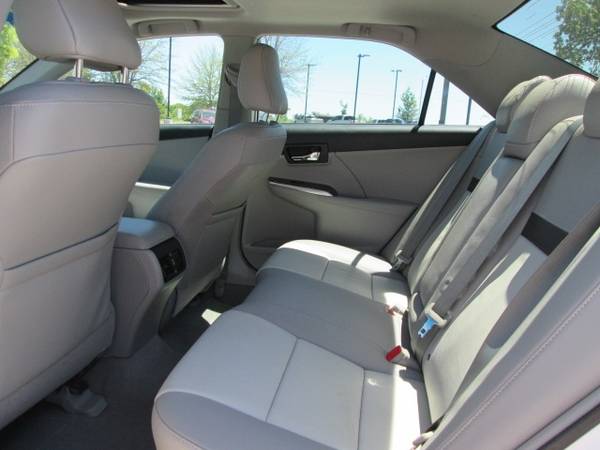 2012 Toyota Camry XLE sedan Super White - - by dealer for sale in Fayetteville, OK – photo 13