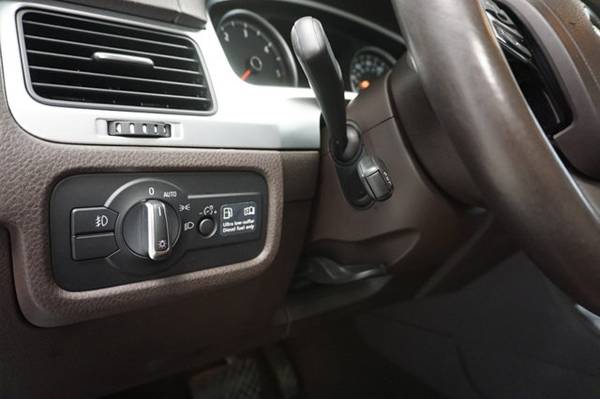 2012 Volkswagen Touareg TDI BEST DEALS HERE! Now-$269/mo for sale in Streamwood, IL – photo 17