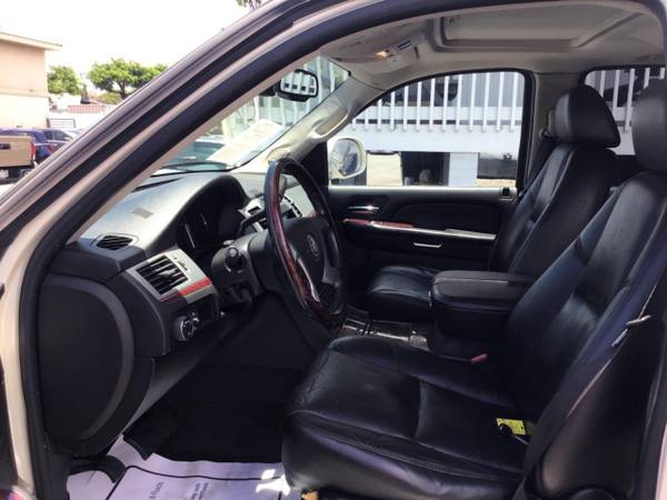 2007 Cadillac Escalade 2WD 4dr - - by dealer - vehicle for sale in Kahului, HI – photo 12