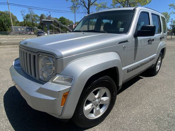 2012 Jeep Liberty Sport SUV 4D Drive Today! for sale in Other, CT