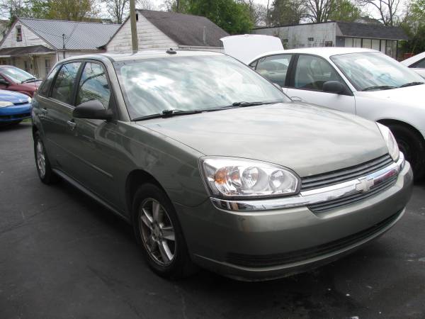 Good running Chevy Malibu Maxx - cars & trucks - by dealer - vehicle... for sale in Winchester , KY – photo 2