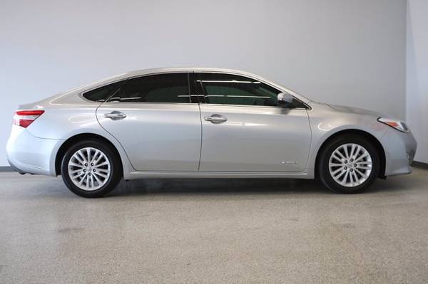 2015 Toyota Avalon Hybrid XLE Touring sedan Silver for sale in Nampa, ID – photo 3