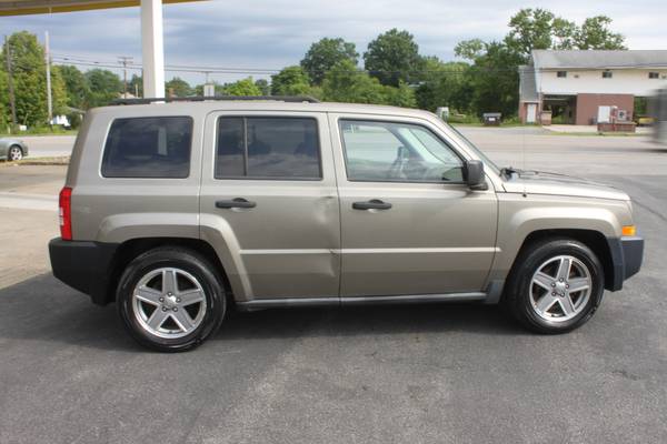 2007 Jeep Patriot 4WD - 96K Miles - cars & trucks - by dealer -... for sale in New Castle, OH – photo 8