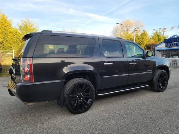 2013 GMC YUKON XL Denali $995 Down Payment - cars & trucks - by... for sale in Temple Hills, District Of Columbia – photo 8