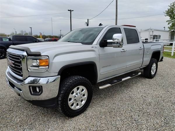 2015 GMC Sierra 2500HD SLT - - by dealer - vehicle for sale in Chillicothe, OH – photo 3