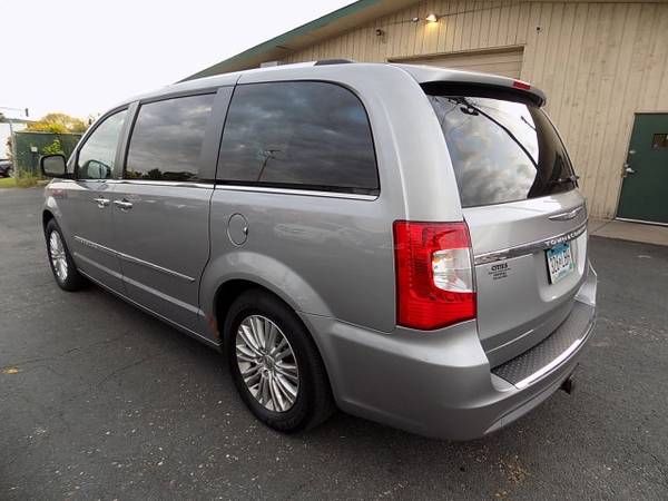 2013 CHRYSLER TOWN & COUNTRY LMTD ~ EZ FAST CREDIT APPROVAL! for sale in Crystal, MN – photo 4