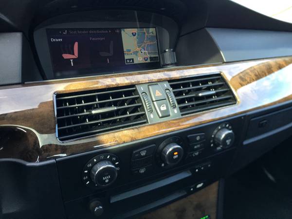 BMW 530i !! DVD SYSTEM!! NAVIGATION!! HEATED LEATHER! MOONROOF!! OBO!! for sale in Perry, MI – photo 14