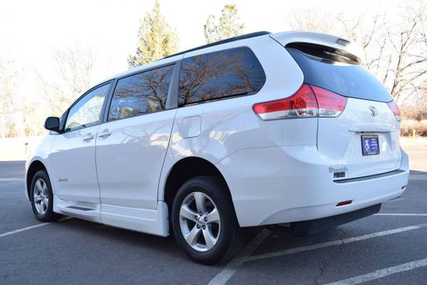 2014 Toyota Sienna LE WHITE - - by dealer for sale in Denver, NM – photo 8