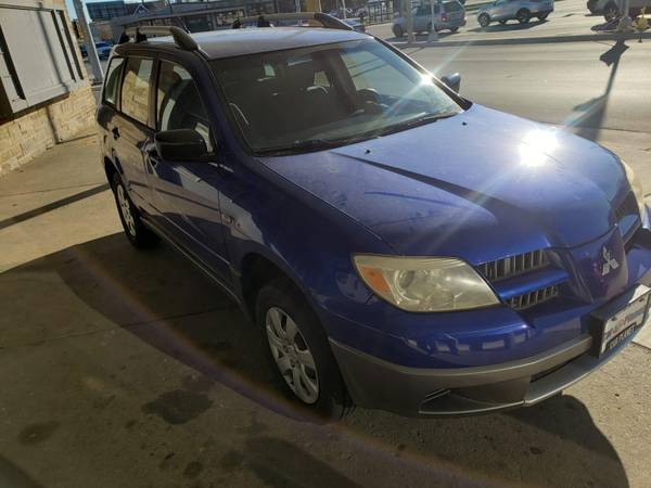 2005 MITSUBISHI OUTLANDER - cars & trucks - by dealer - vehicle... for sale in MILWAUKEE WI 53209, WI – photo 3