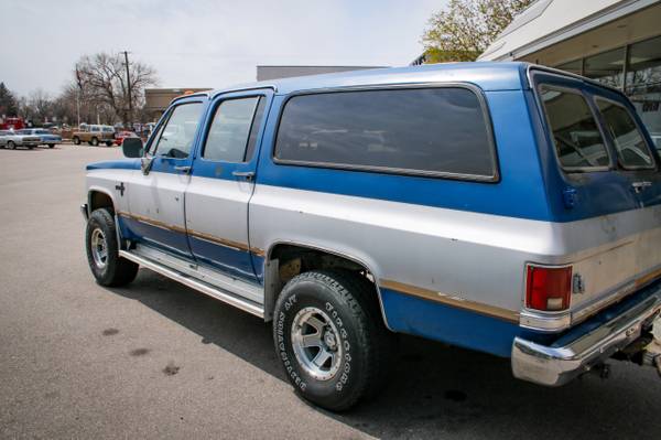 1988 Chevrolet Suburban V10 4WD - - by dealer for sale in Greeley, CO – photo 7