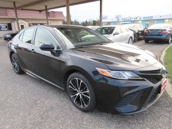 2018 Toyota Camry SE - cars & trucks - by dealer - vehicle... for sale in Moorhead, ND – photo 9