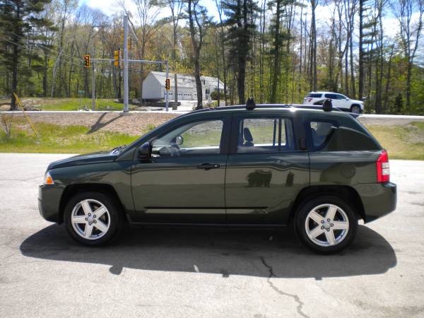 Jeep Compass Low Miles Extra Clean New Brakes 1 Year Warranty for sale in Hampstead, MA – photo 8