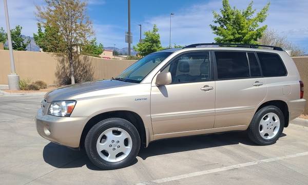 FS: 2006 Toyota Highlander limited 4x4 3rd row seat - cars & for sale in Albuquerque, NM – photo 3