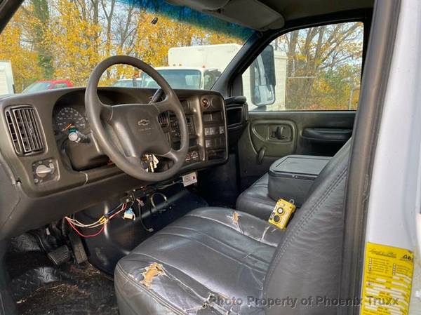 2007 Chevrolet C4500 14 ft landscape dump truck * 9ft cab to axel *... for sale in south amboy, NJ – photo 15