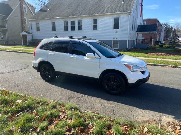 2009 Honda CR-V, automatic, AWD - cars & trucks - by owner - vehicle... for sale in West Hartford, CT – photo 7