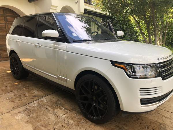 2015 Range Rover supercharged V6 white/black super low miles for sale in Valley Village, CA – photo 12