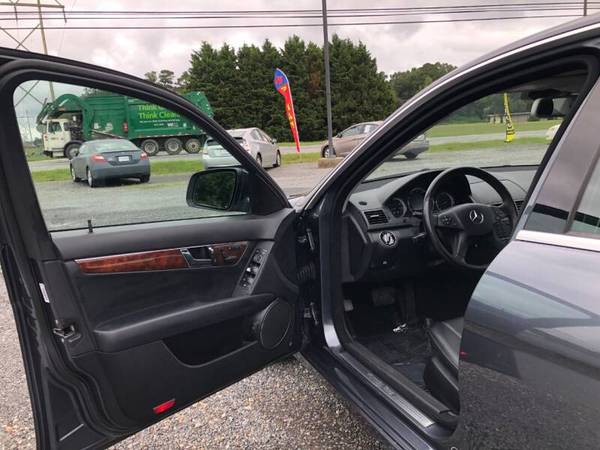 *2009 Mercedes C300- V6* All Power, Heated Leather, Sunroof, Books -... for sale in Dagsboro, DE 19939, MD – photo 8