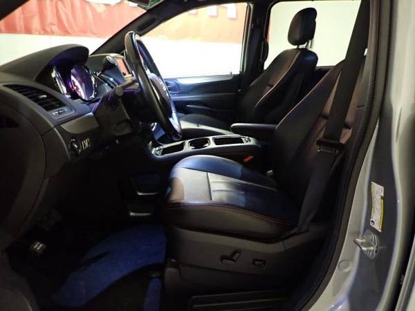*2019* *Dodge* *Grand Caravan* *GT Wagon* - cars & trucks - by... for sale in Madison, IA – photo 18