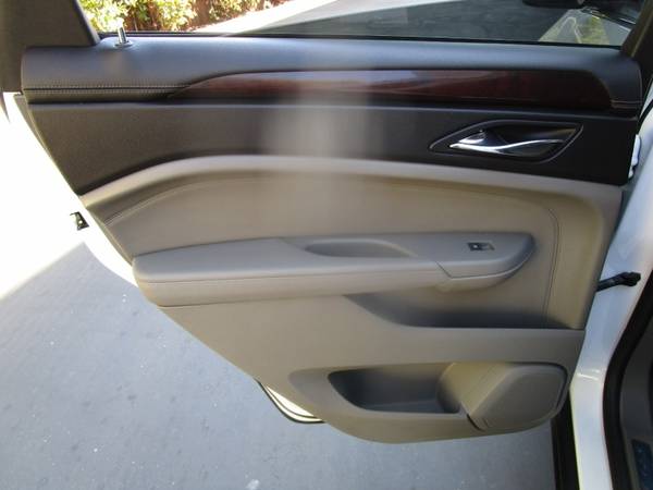 2010 Cadillac SRX Luxury Collection - NAVI - REAR CAMERA - PANORAMIC... for sale in Sacramento , CA – photo 16