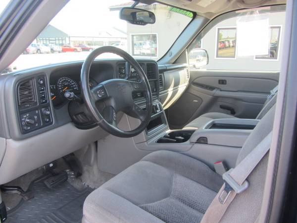 2006 Chevrolet Suburban LS 4X4 WARRANTY! EXTRA CLEAN! for sale in Cadillac, MI – photo 10