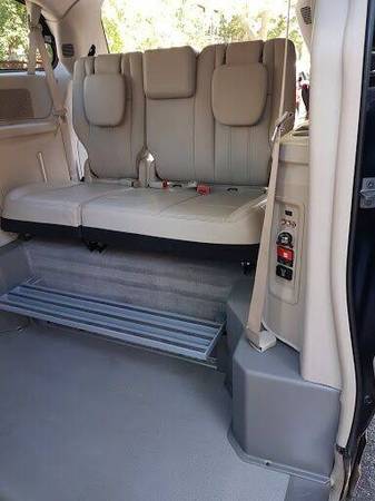 2013 Chrysler Town and Country Wheelchair Mobility Van | 43k Miles -... for sale in Memphis, TN – photo 12