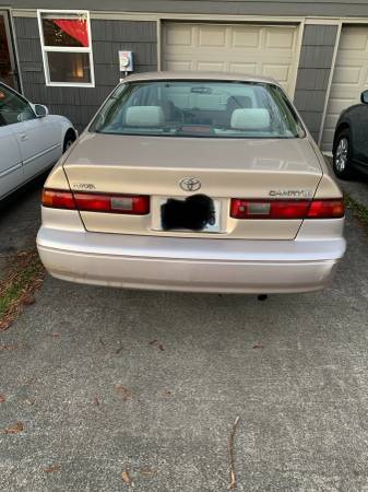 1998 Toyota Camry - cars & trucks - by owner - vehicle automotive sale for sale in Seattle, WA – photo 2