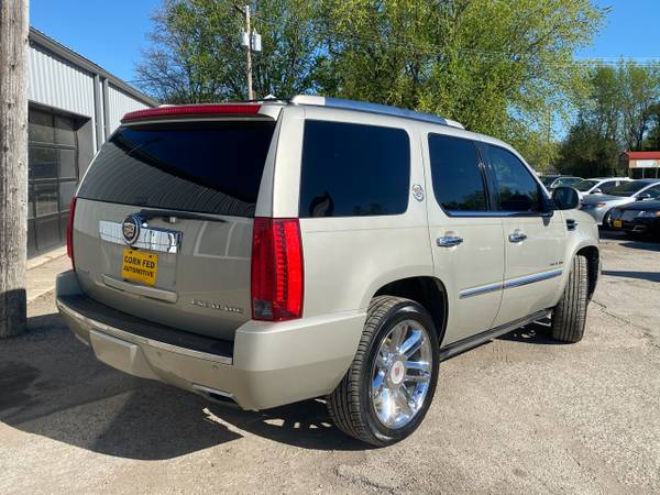 2014 Cadillac Escalade AWD 4dr Platinum - - by dealer for sale in center point, WI – photo 4