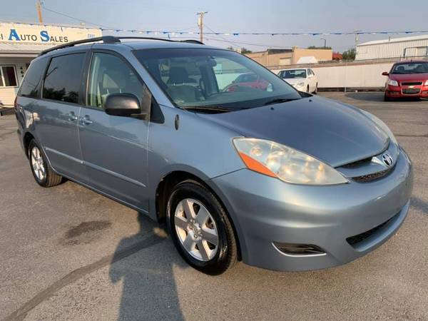 2007 Toyota Sienna LE - cars & trucks - by dealer - vehicle... for sale in Garden City, ID – photo 3