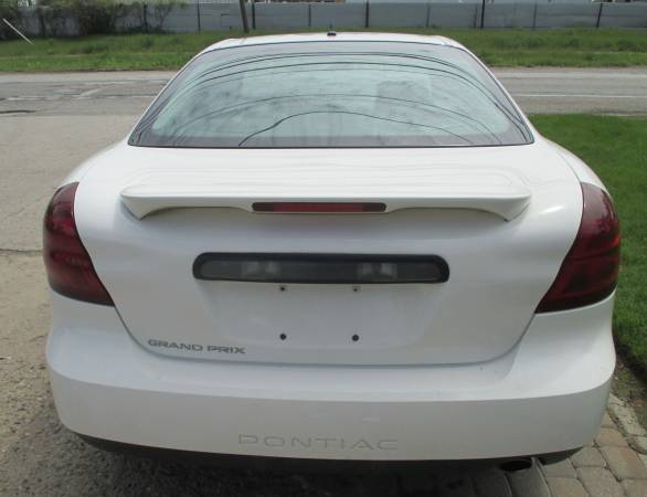 LIKE NEW!*2008 PONTIAC GRAND PRIX"SE"*LEATHER*MOONROOF*RUST FREE*CLEAN for sale in Waterford, MI – photo 8