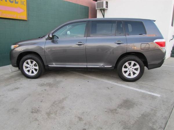 2013 Toyota Highlander - cars & trucks - by dealer - vehicle... for sale in HARBOR CITY, CA – photo 9
