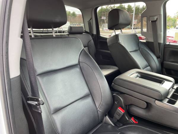 2018 Chevrolet Chevy Silverado 2500HD LT 4x4 4dr Crew Cab SB Diesel for sale in Plaistow, NY – photo 20
