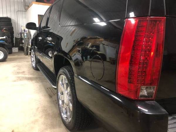2007 Cadillac Escalade ESV AWD 4dr SUV for sale in Worthing, MN – photo 8