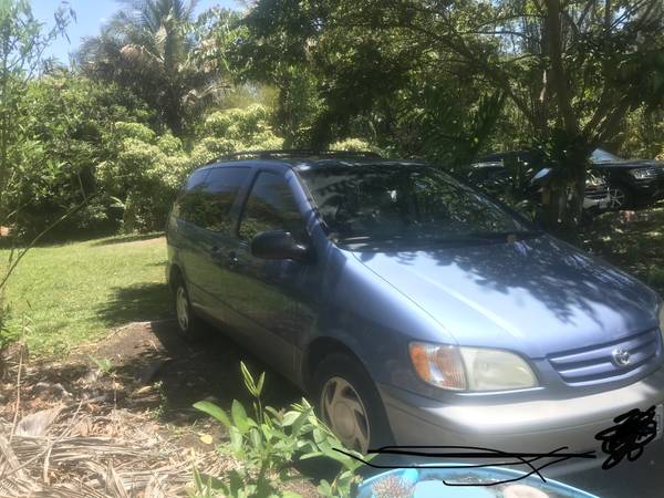 Toyota Sienna 2002 for sale in Other, HI – photo 2