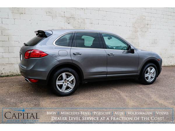 Sporty, Fun To Drive PORSCHE Cayenne S Luxury-SUV! for sale in Eau Claire, WI – photo 9