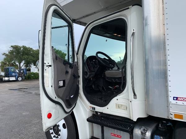 2014 Freightliner M2 30' Moving Truck w/ Attic #2362 - cars & trucks... for sale in East Providence, RI – photo 2