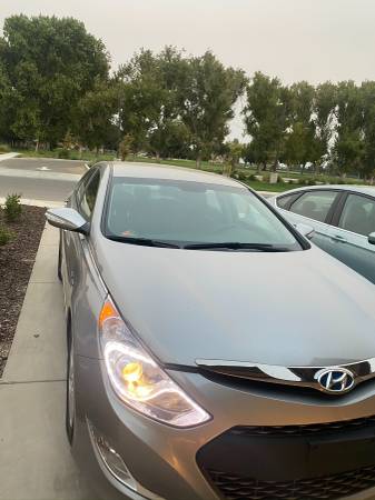 2012 Hyundai Sonata - cars & trucks - by owner - vehicle automotive... for sale in Los Banos, CA – photo 2