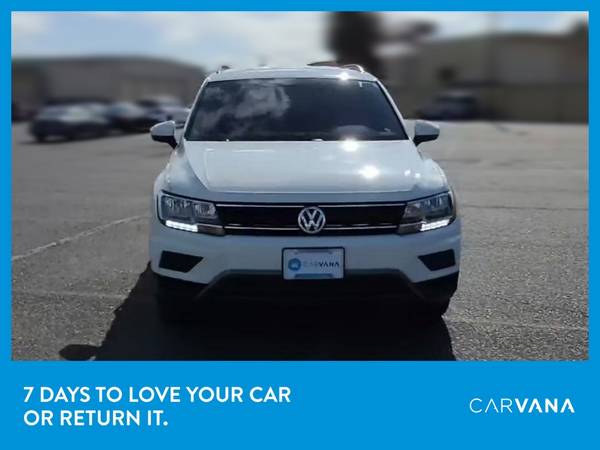 2018 VW Volkswagen Tiguan 2 0T SEL Sport Utility 4D suv White for sale in Atlanta, CA – photo 13